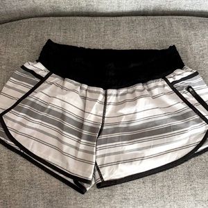 Sz 12 Lululemon Tracker Shorts 4” inseam